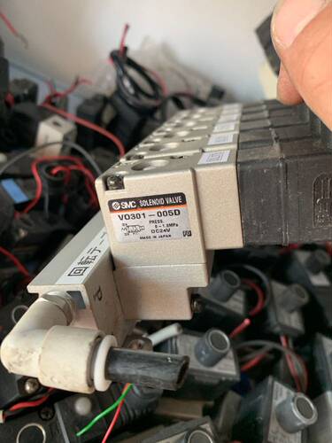 SMC VO301-005D 电磁阀 原装正品 成色很新
