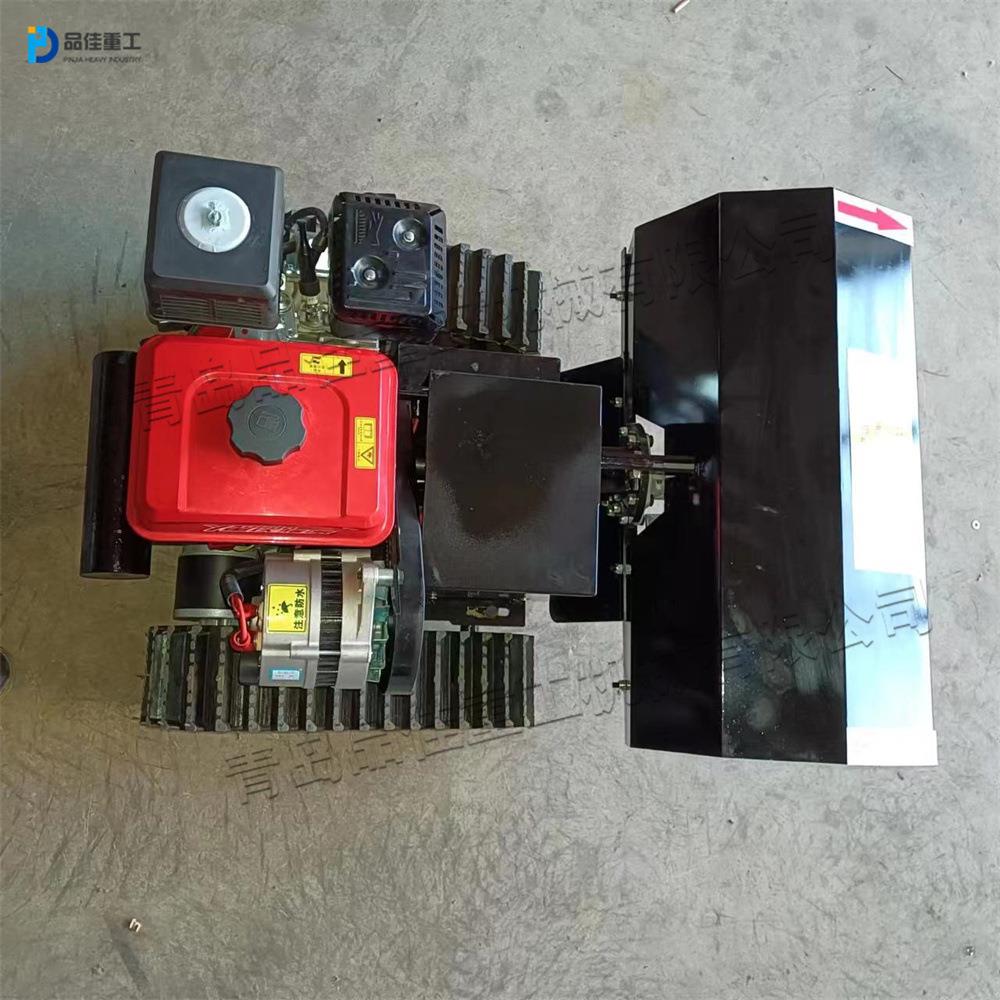 小型汽油遥控松土机 农用锄草开沟旋耕机 履带式翻土犁地微耕机