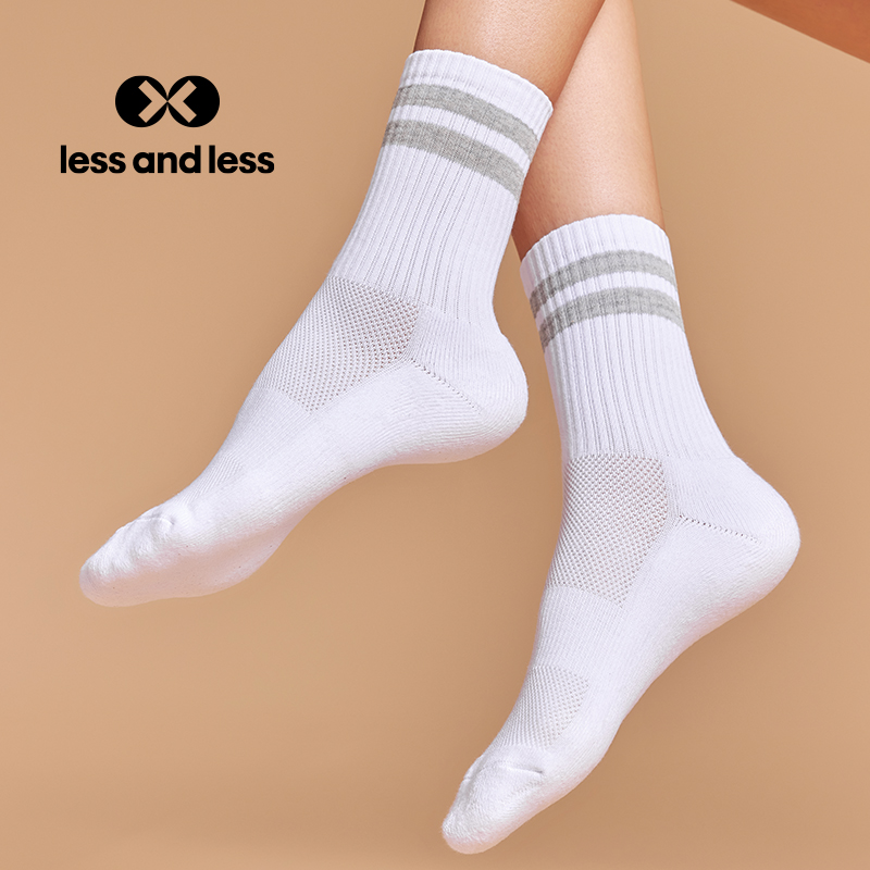 less and less来斯恩斯白色透气吸汗防臭防滑纯棉中长筒运动袜子