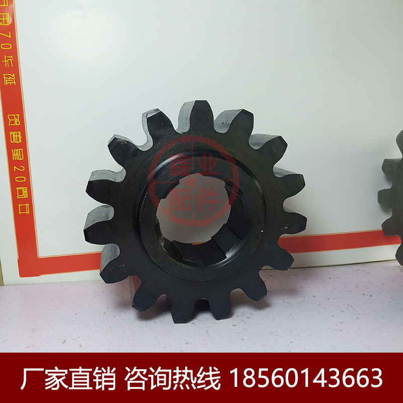 施工电梯齿轮 施工升降机驱动齿轮背靠轮15齿人货梯配件