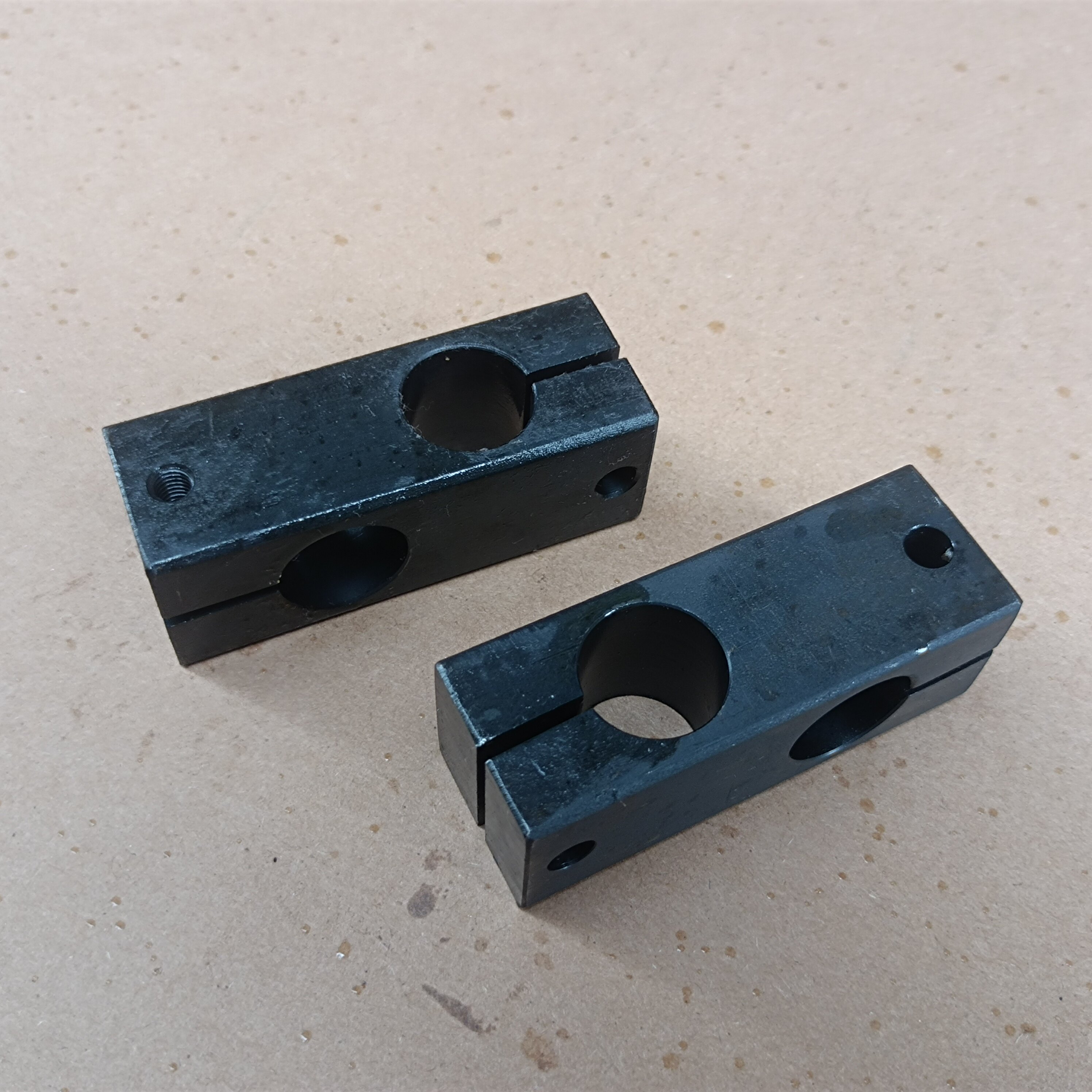 45号钢十字型连接件光轴十字夹连接块锁紧固定块垂直交叉固定管夹