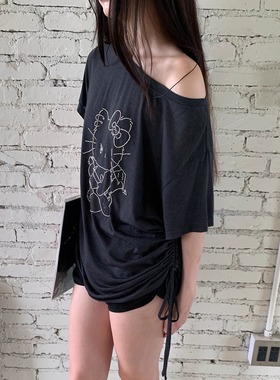 SoloForTwo 摇滚灵魂T恤 不对称斜肩短袖 一字领抽绳宽松上衣