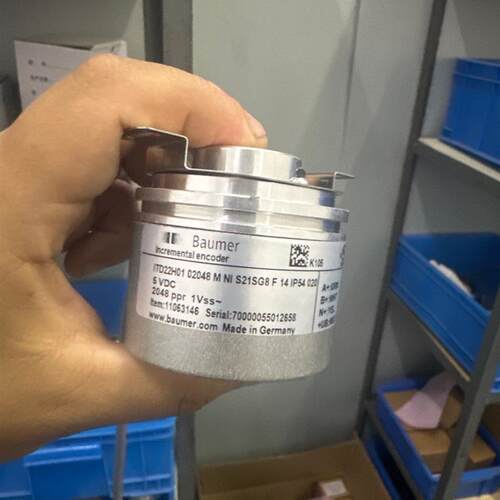 堡盟编码器ITD22H01 2048 M NI S21SG8 F14 IP54 020
