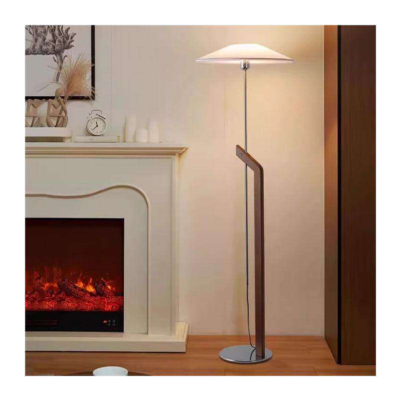 现代简约落地灯客厅卧室床头装饰氛围灯轻奢金属台灯