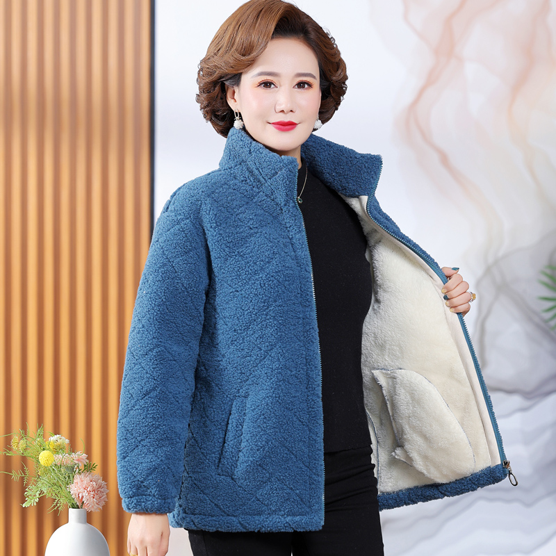 妈妈秋冬装颗粒绒外套加厚短款加绒卫衣女新款中老年时尚棉衣棉服