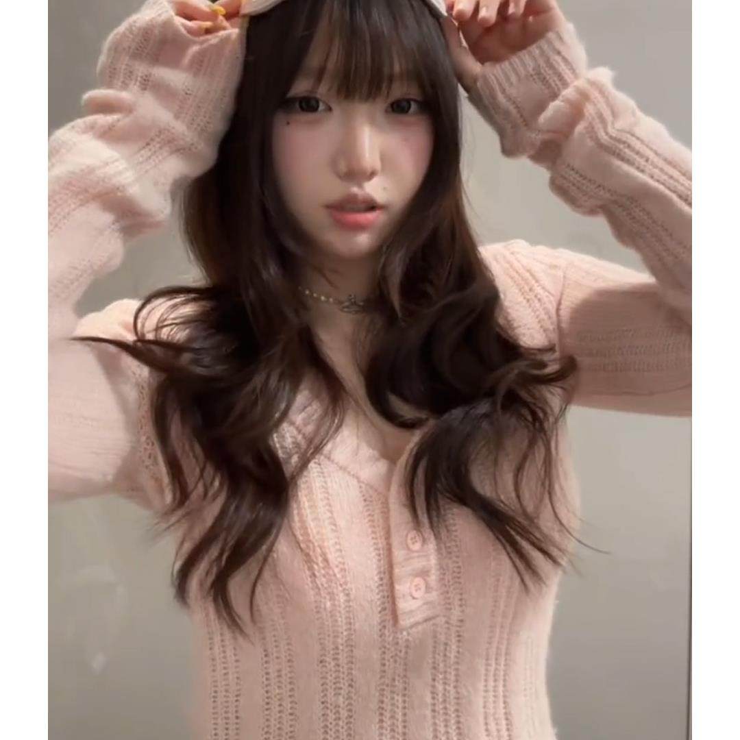 韩系甜美粉色v领长袖针织衫女秋冬内搭设计感修身显瘦打底衫上衣,女装/女士精品,毛针织衫,淘宝优惠券,粉丝福利购,淘宝优惠卷