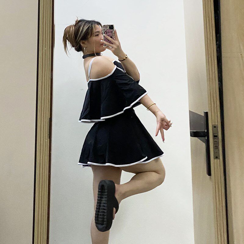 大码泳衣 女200斤可穿显瘦遮肉荷叶边连体平角裤钢托温泉度假泳装