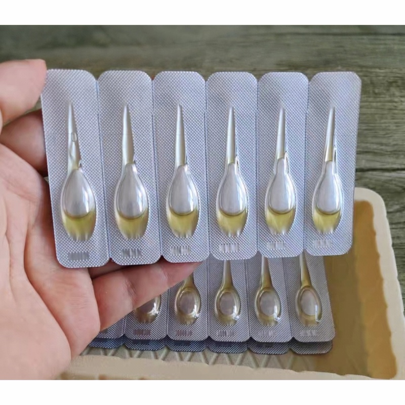 小儿中医脐疗草本滴剂肚脐精油儿童宝宝健P消食，面黄肌瘦便便干