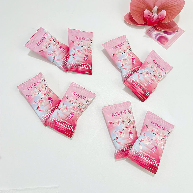 春日喜呈樱花荔枝味果汁夹心硬糖高颜值甜美散装结婚喜糖伴手礼