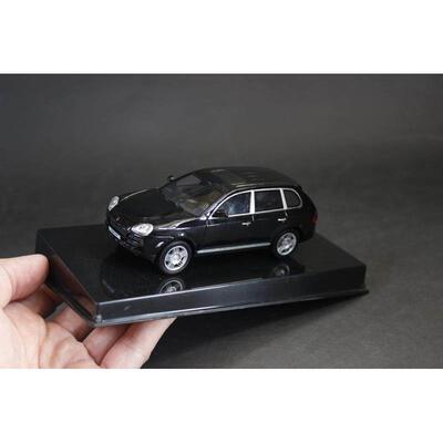 〖HY〗成品合金汽车模型 原厂保时捷凯燕CAYENNE SUV带展示盒1/43