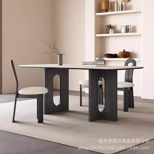 法式复古实木餐桌新款北欧现代简约轻奢高端家用长方形岩板餐桌椅