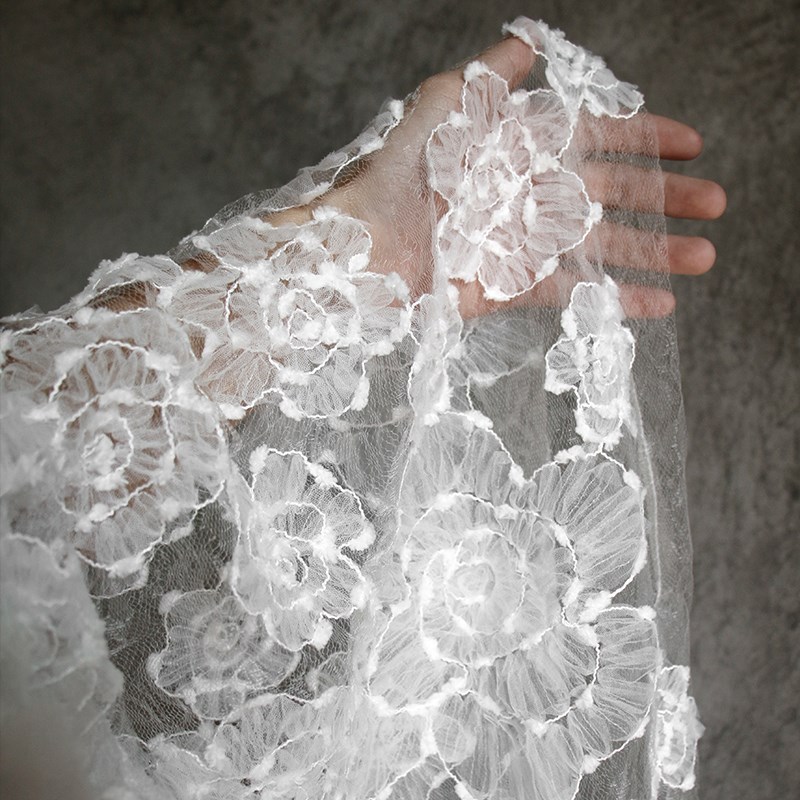 立体花纹肌理网纱布料 白色小仙女花朵裙子蕾丝服装diy设计师面料