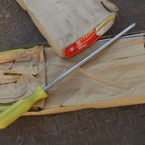 八十年代老货塑柄螺丝刀大号10x300mm硬塑柄十字螺丝批起子撬棍