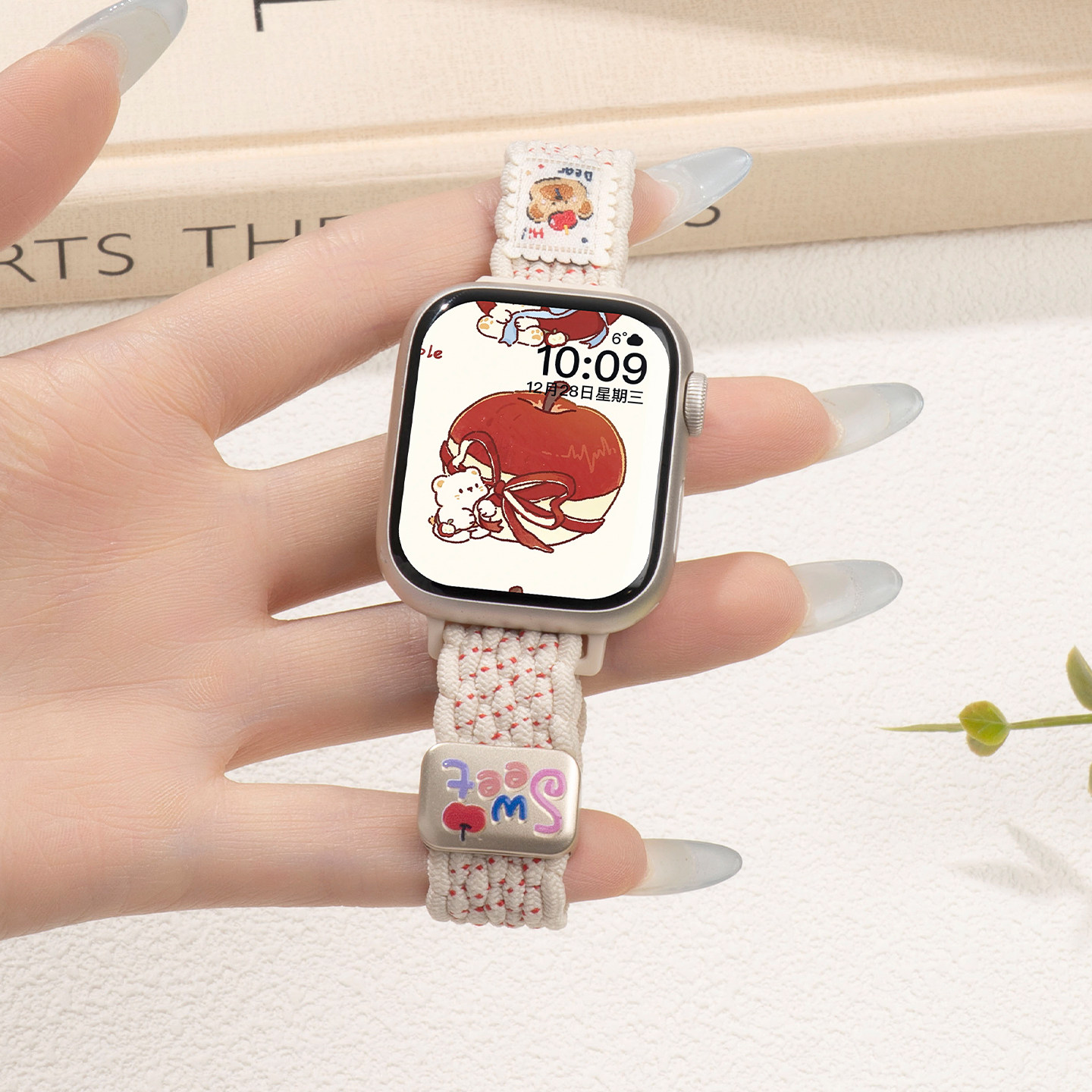 美派适用iwatch11表带苹果S10手表applewatch9创意s9可爱小熊s8尼龙编织运动8夏天女款s7磁吸腕带7新款智能