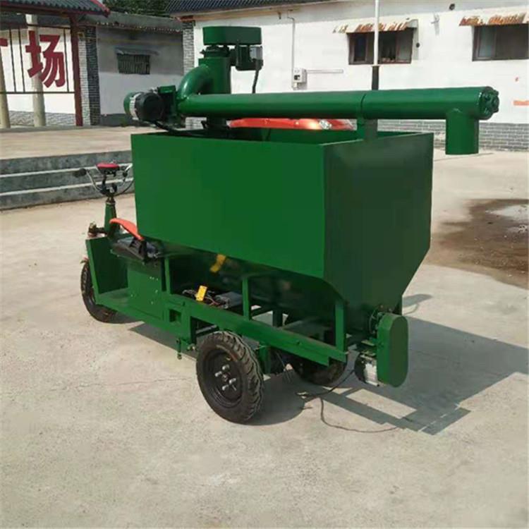 牛羊猪自动喂料车餐厨剩余物电动投料车猪场养殖地膜撒粪喂食车