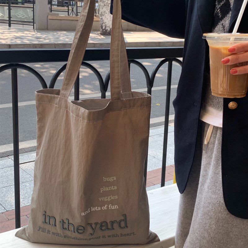 Wfei精致立体刺绣文艺t帆布袋苔藓绿购物袋撞色小众布包双层牛津