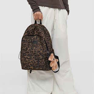 2025新款豹纹双肩包女大学生包大容量旅行双肩包男士休闲运动包