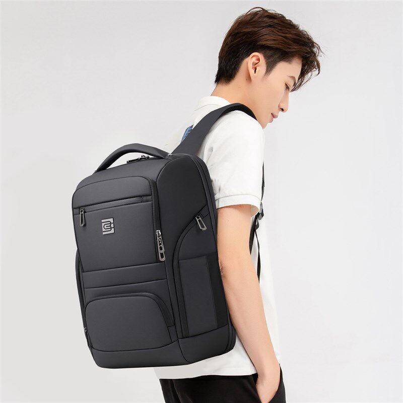 2025新款立体有型背包男士双肩包多功能商务旅行包轻便防水电脑包