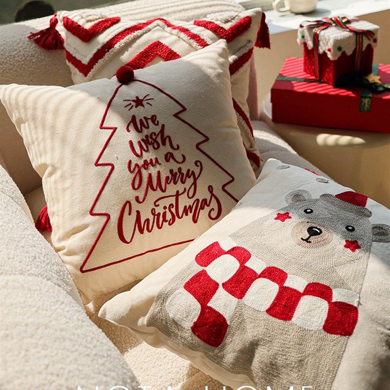 ins风抱枕现代简约枕套圣诞节刺绣红色靠枕节日软装靠垫车载方枕,居家布艺,靠垫/抱枕,淘宝优惠券,粉丝福利购,淘宝优惠卷