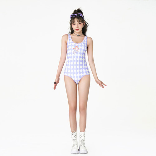 奔赴夏日泳衣女夏卡通小人紫色新款保守J可爱显瘦遮肚温泉连体泳