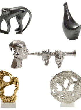 现代样板间铝制抽象猴子鸽子摆件金属H银色奏乐人金色镂空玄关装