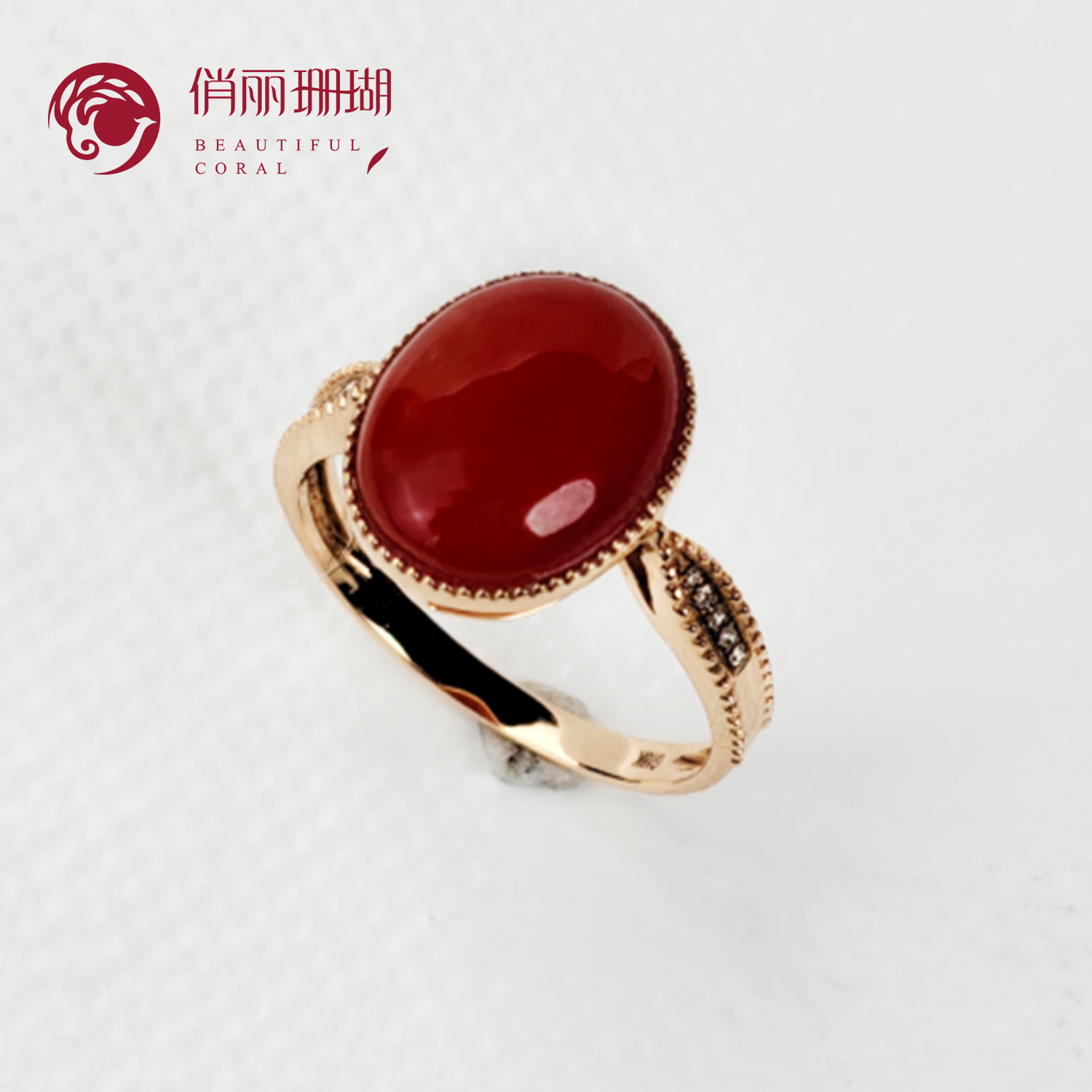 俏丽纯天然阿卡红珊瑚18K金戒指
