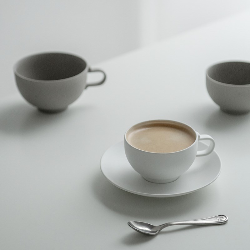 日本yumiko iihoshi SHIONARI陶瓷餐具不规则餐盘平盘咖啡杯杯碟