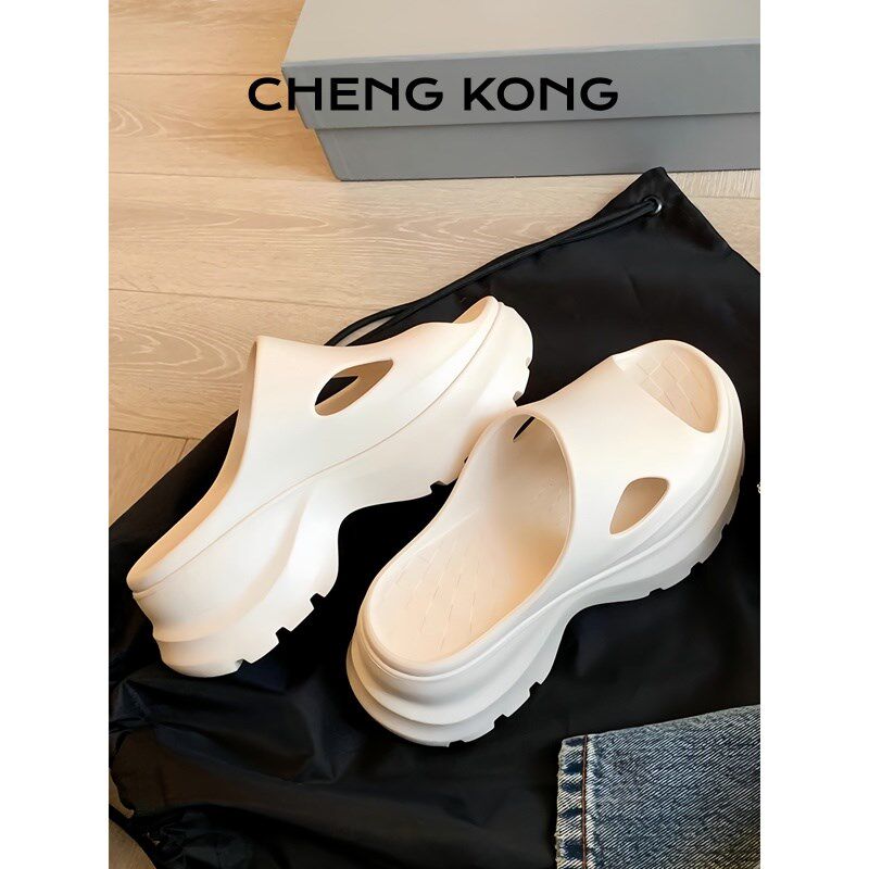 巨好看不a累脚凉拖鞋女夏外穿增高厚底7cm超轻踩屎感镂空露趾拖鞋