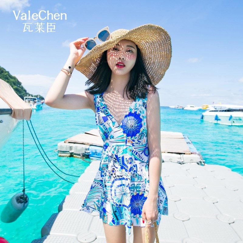 女泳衣遮肚显瘦小胸聚拢连体式泡温泉带钢托带胸垫保守裙式游泳衣