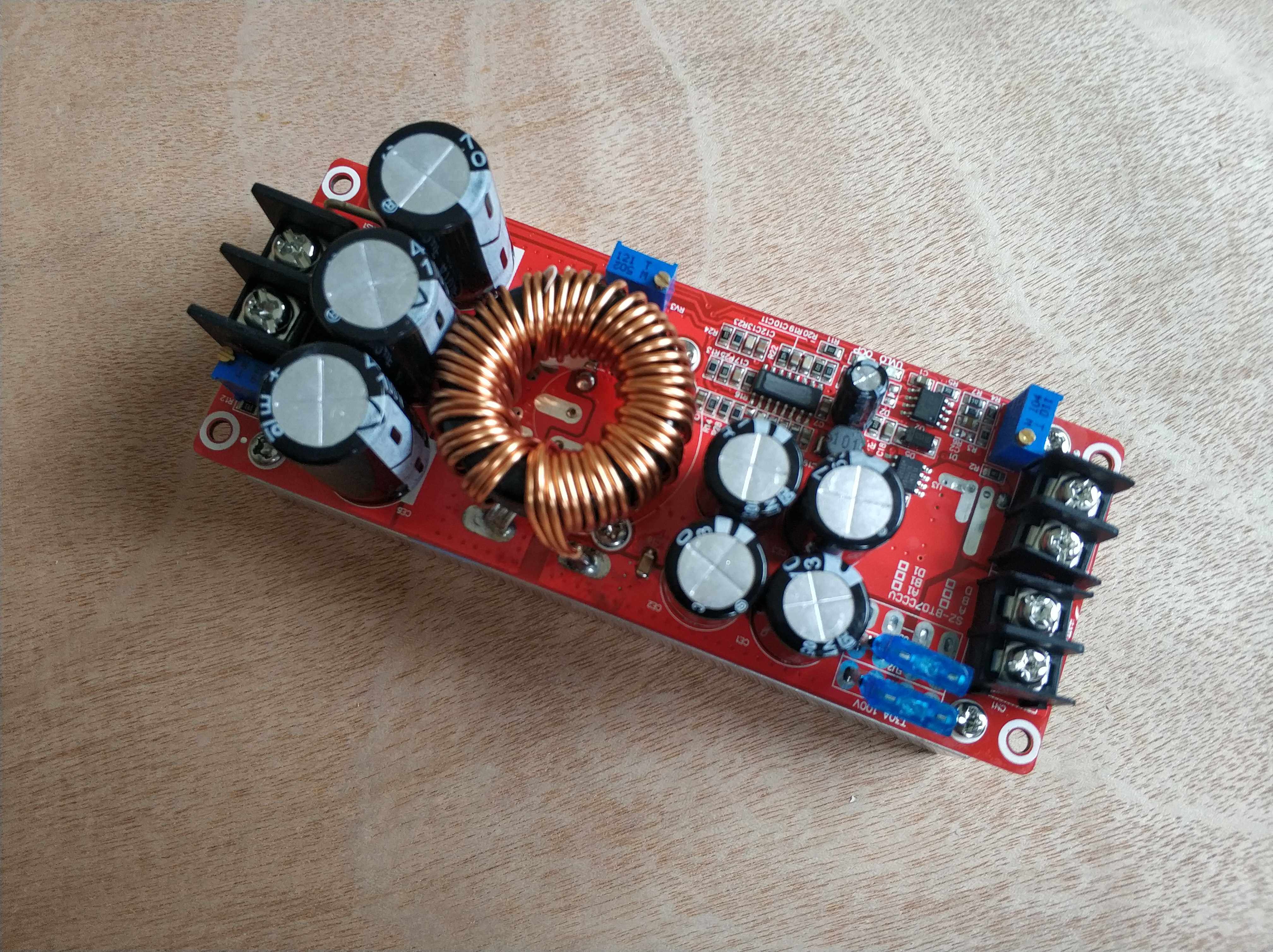1500W30A大电流DC-DC直流恒压90V恒流升压电源模块电动车稳压器