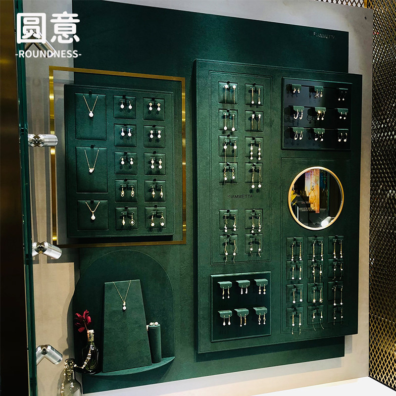 新款饰品展示架上墙面壁柜首饰高档橱窗挂式珠宝展示道具设计定制