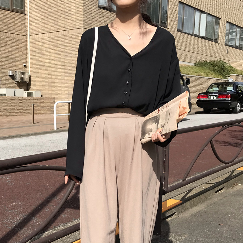 衬衫女夏薄款轻熟法式复古 V领雪纺雾霾蓝长袖垂感港风防晒短上衣