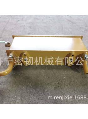 推土机全车配件SD13/SD22/SD32机油冷却器油冷器208149