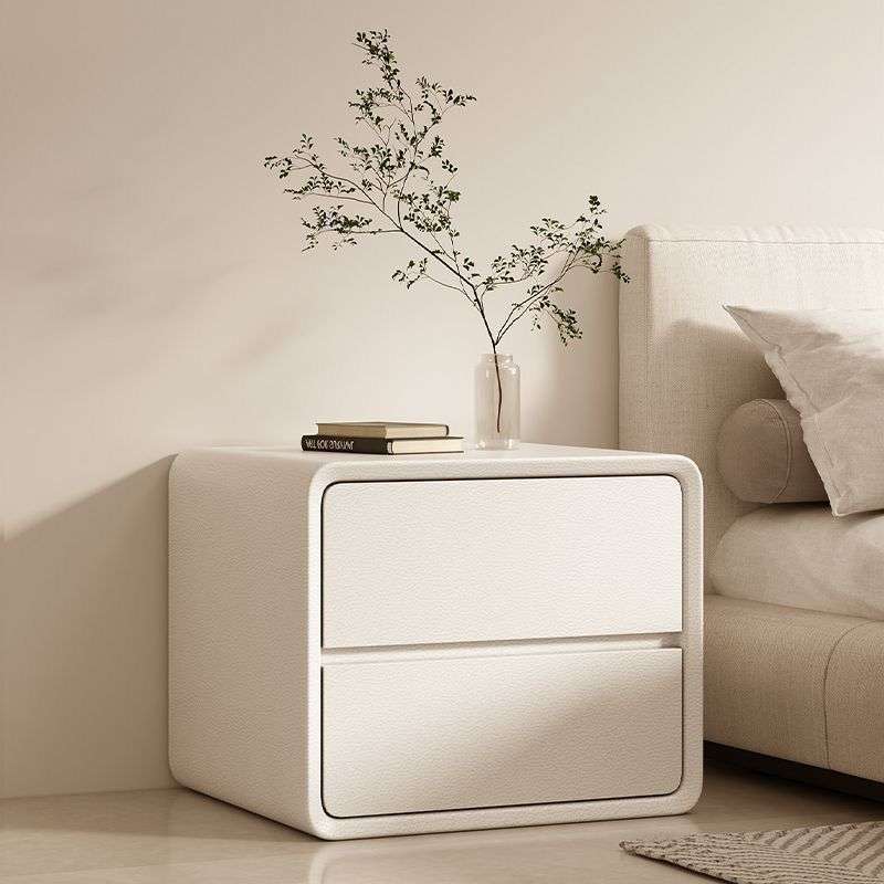 简约实木床头柜2025新款现代小型轻奢高级感奶油风卧室家用床边柜