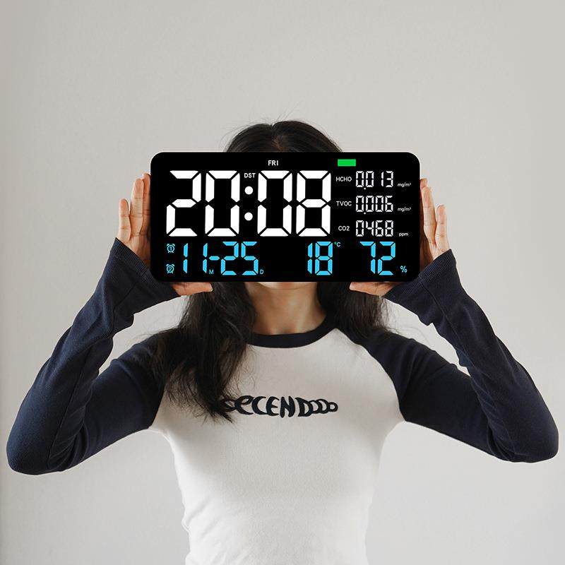 创意新款功能性挂钟空气测试甲醛客厅时钟温湿度时钟2805