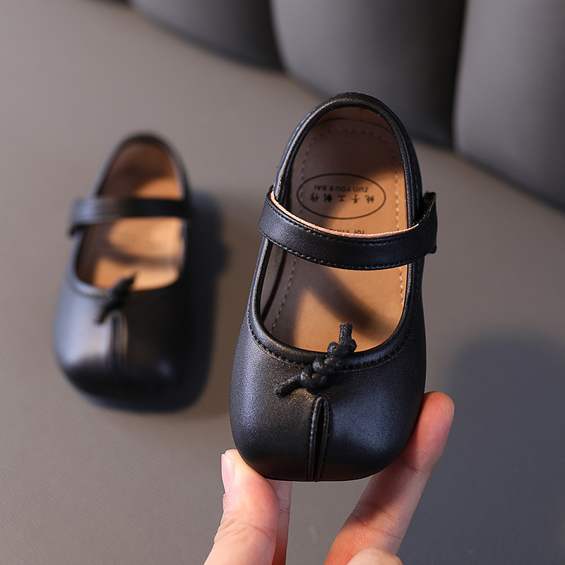 婴儿幼儿学步鞋女宝宝公主鞋子0小童皮鞋1一3周岁2女宝软底春秋季