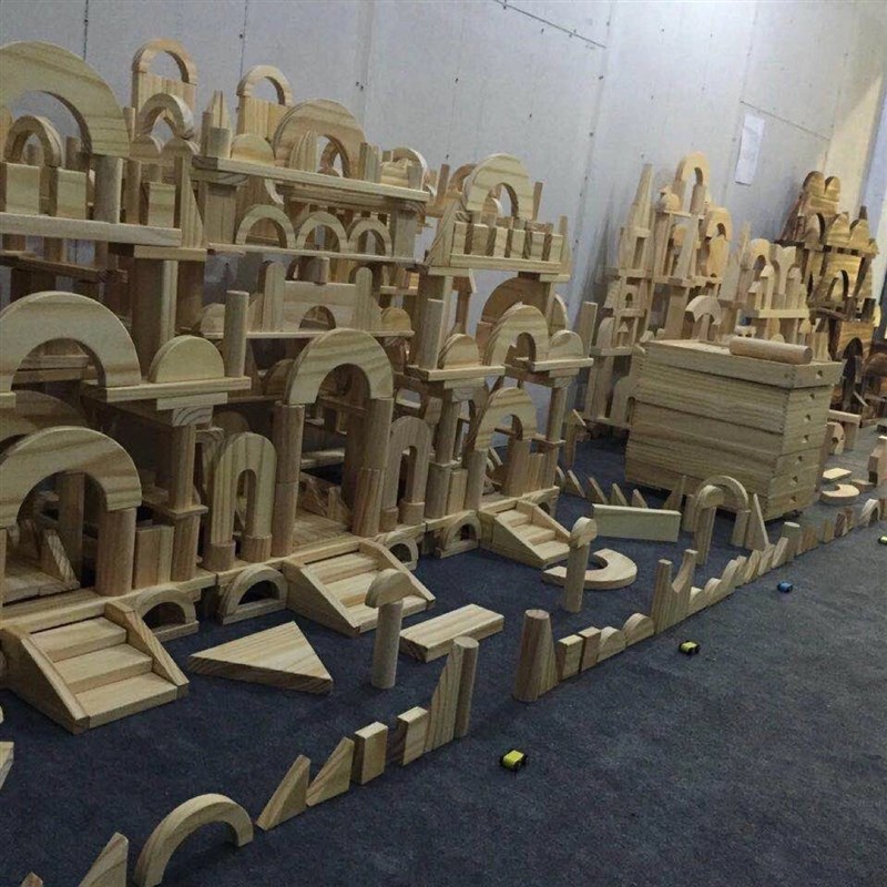 幼儿园积木玩具超大型儿童搭建实木原木质大块积木木头建构区材料