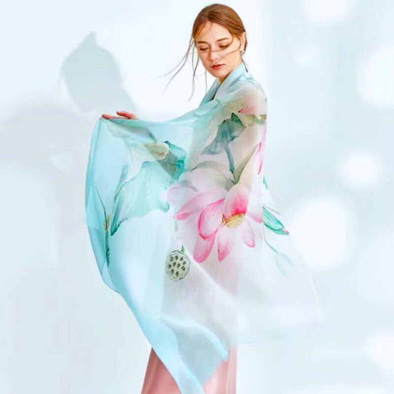 丝巾女2024新款雪纺洋气长方形薄绿色沙巾荷花图围巾莲花纱巾拍照