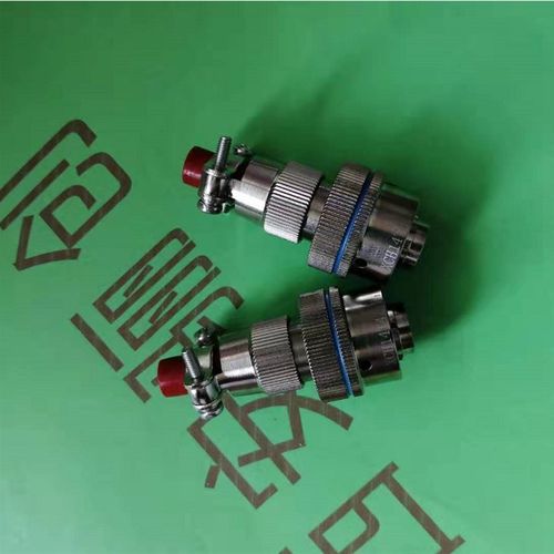 4芯圆形连接器XCH14F4Z1D40   XCH14T4K1P40+FJDP40欢迎咨询