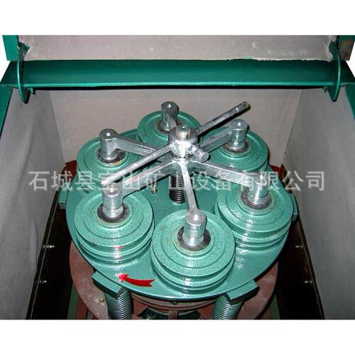 实验室密封式制粉碎机 6MZ-100实验用制样粉碎机 无粉尘污染粉碎