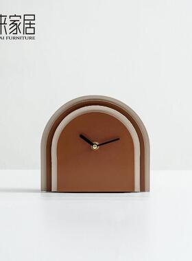 创意皮革层叠时钟摆件客厅酒柜电视柜装饰品样板间卧室床头柜座钟