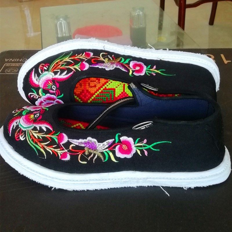 一字带扣布鞋 平底毛边鞋千层底手工鞋云南农村绣花鞋女圆口鞋,女鞋,绣花鞋,淘宝优惠券,粉丝福利购,淘宝优惠卷