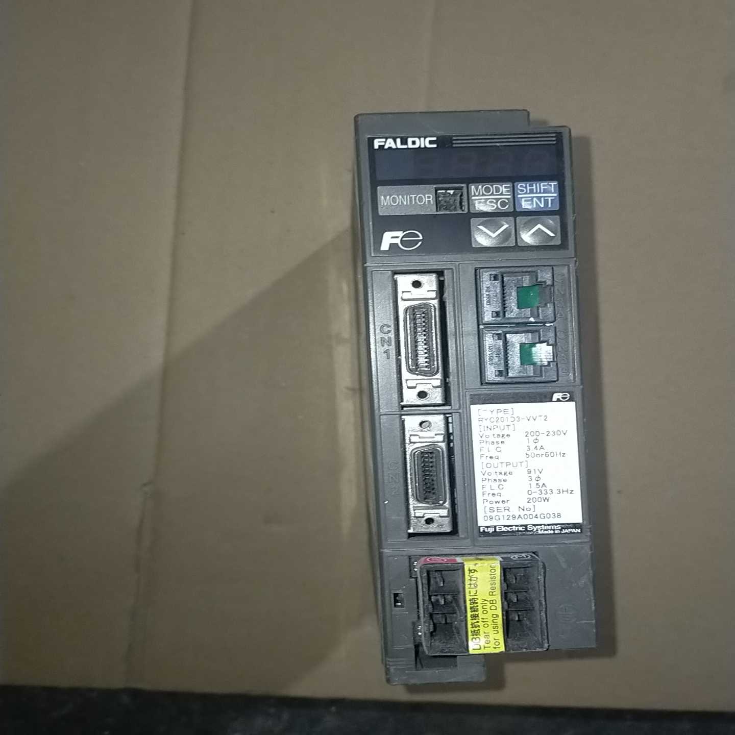富士200W伺服驱动器RYC201D3-VVT2询价