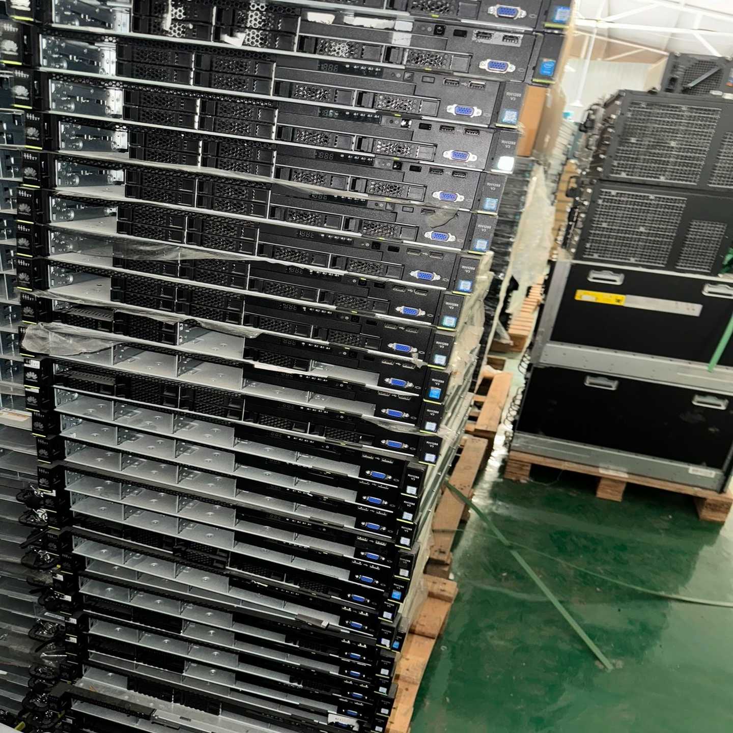 询价~华为RH1288V3服务器,普通版本,2.5寸8盘位,无尘机