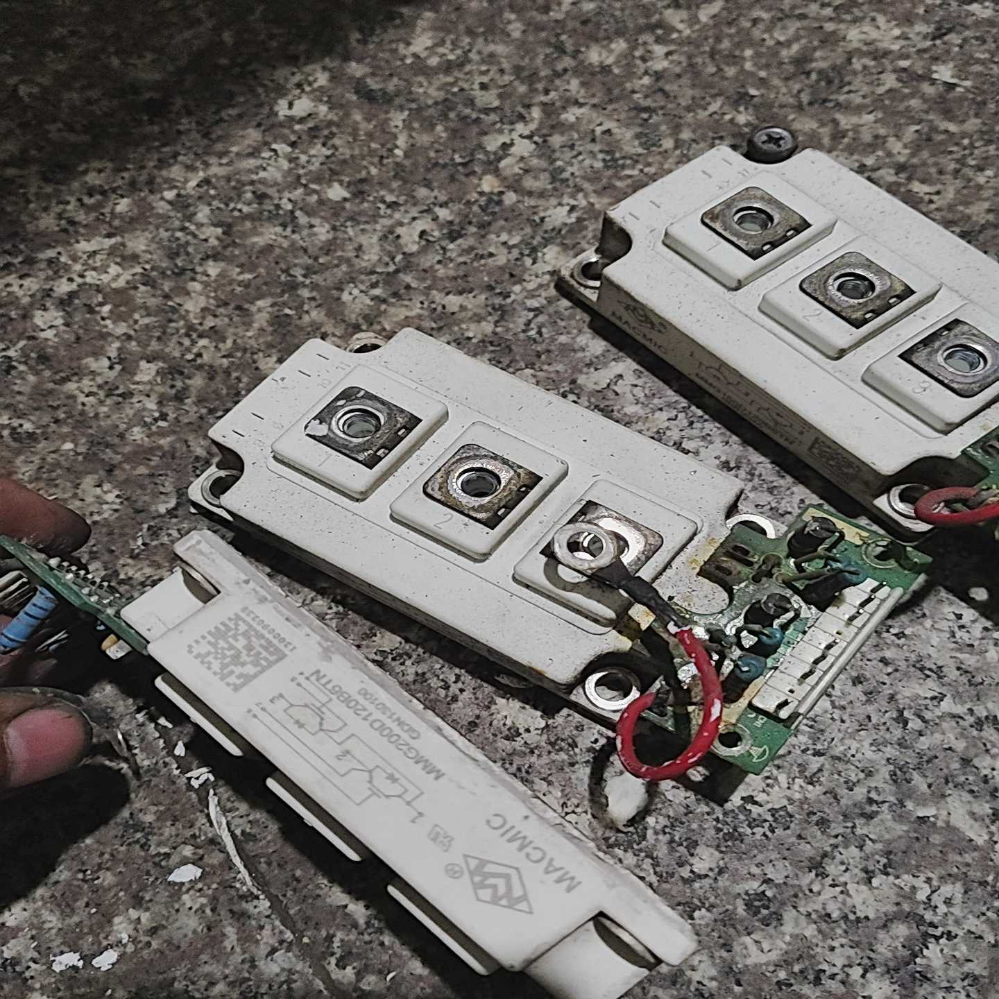 MACMIC固态继电器MMG200D120B6TN，实物拍摄--议价商品