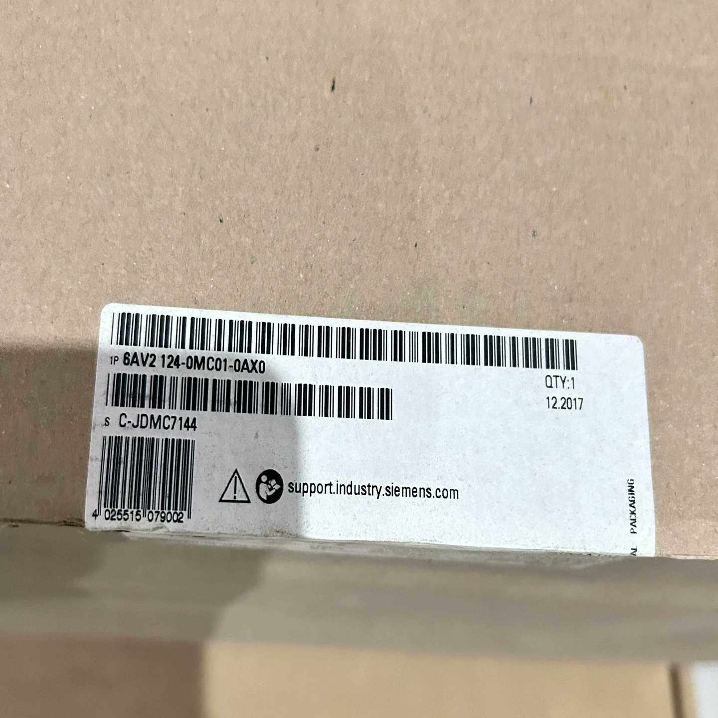 6AV2124-0MC01-0AX0触摸屏未拆询价