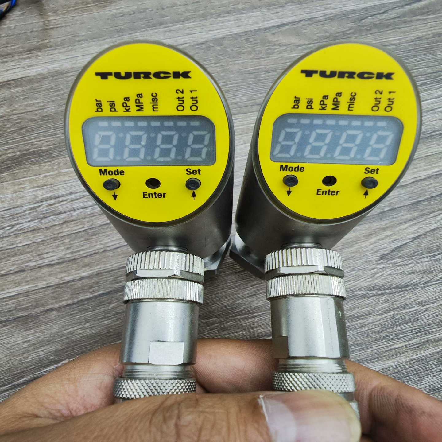 询价~TURCK图尔克压力传感器PS025V-504-LI2UPN