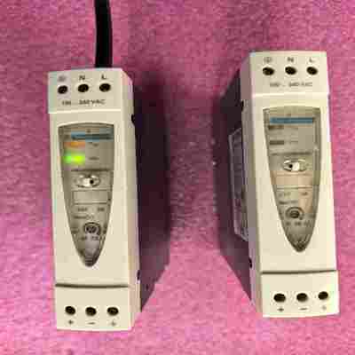 询价~施耐德电源开关，ABL8REM24030，有，通