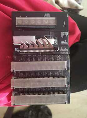 询价龙cj1m-cpu22一条，模块oc201，o
