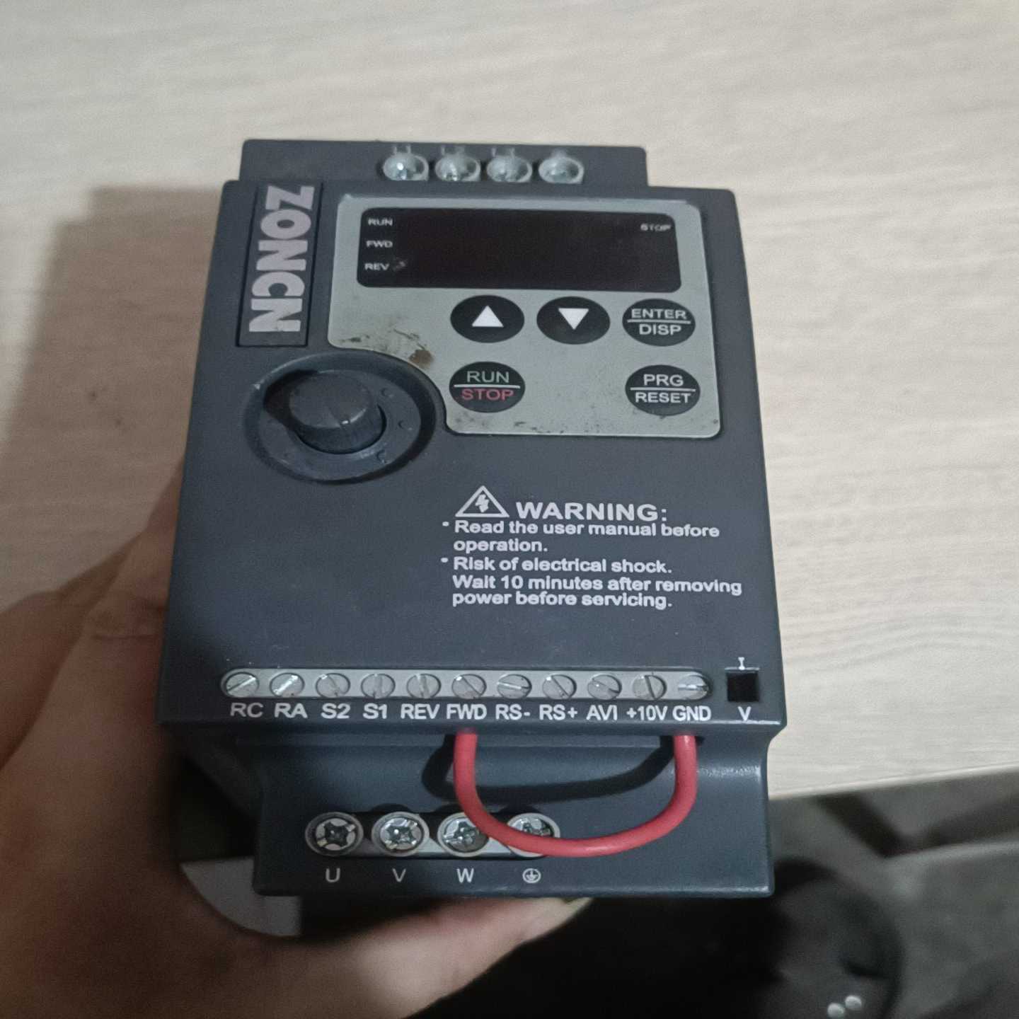 拆机一台众辰变频器，NZ100,0.75kw，380v，成色-议价